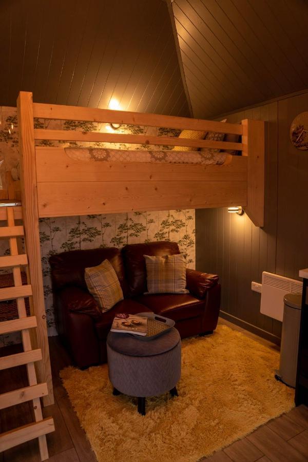 The Treehouse - Sleeps 4 Villa Old Leake Exteriör bild