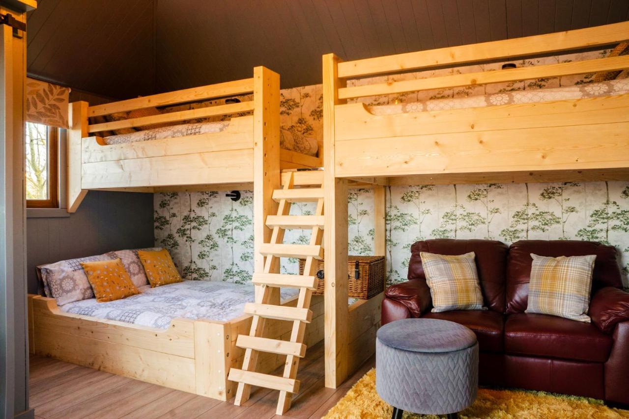 The Treehouse - Sleeps 4 Villa Old Leake Exteriör bild